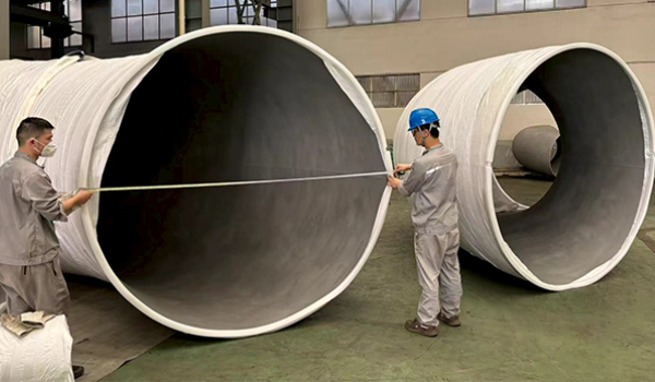 Különleges anyagok Tompahegesztésű csőszerelvények