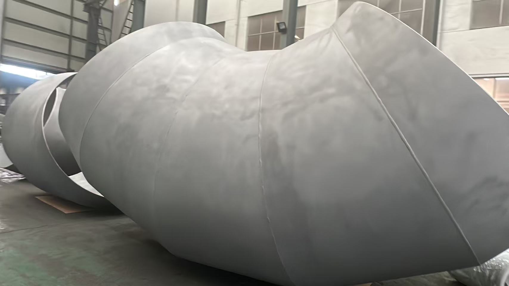 90 fokos könyök DN2438×8 sikeresen legyártva